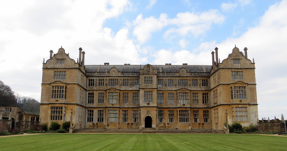 Montacute House across its lawn